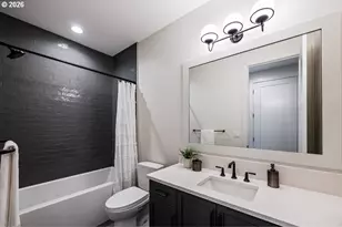 2560 Glen Eagles Pl, Lake Oswego, OR 97034 - Photo 25