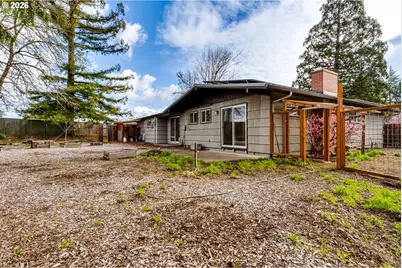 555 Stafford Ct, Eugene, OR 97405 - Photo 31