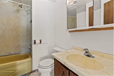 26266 Cory Rd, Junction City, OR 97448 - Photo 17