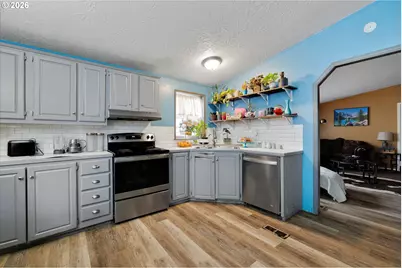 1111 SE 3rd Ave #12, Canby, OR 97013 - Photo 11