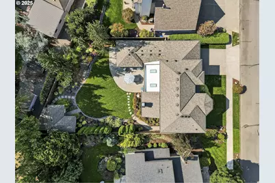 1941 NE 165th Pl, Portland, OR 97230 - Photo 13