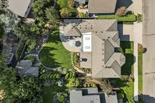 1941 NE 165th Pl, Portland, OR 97230 - Photo 13