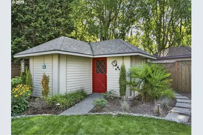 1941 NE 165th Pl, Portland, OR 97230 - Photo 11