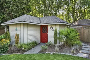 1941 NE 165th Pl, Portland, OR 97230 - Photo 11