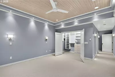 1941 NE 165th Pl, Portland, OR 97230 - Photo 27