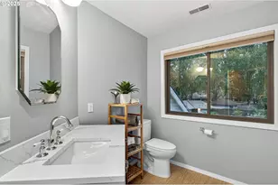 1941 NE 165th Pl, Portland, OR 97230 - Photo 43