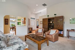 5799 Langford Ln, Lake Oswego, OR 97035 - Photo 9