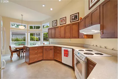5799 Langford Ln, Lake Oswego, OR 97035 - Photo 13
