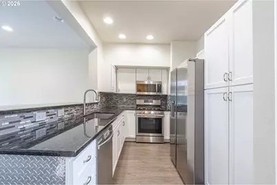 12312 SW Meader Way, Beaverton, OR 97008 - Photo 9
