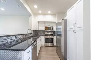12312 SW Meader Way, Beaverton, OR 97008 - Photo 9