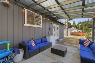 620 S Water St, Silverton, OR 97381 - Photo 27