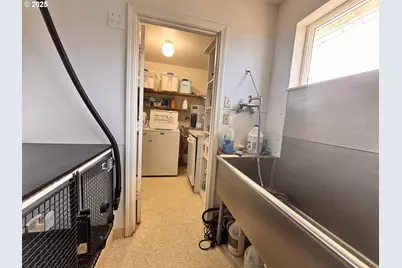 83456 Russell Ln, Joseph, OR 97846 - Photo 33