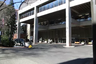 2020 SW Main St, Portland, OR 97205 - Photo 35