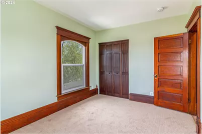 235 NE 3rd St, Hermiston, OR 97838 - Photo 19