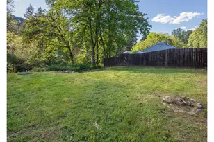 37526 Row River Rd, Dorena, OR 97434 - Photo 13