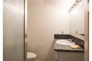 37526 Row River Rd, Dorena, OR 97434 - Photo 11