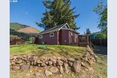 37526 Row River Rd, Dorena, OR 97434 - Photo 15