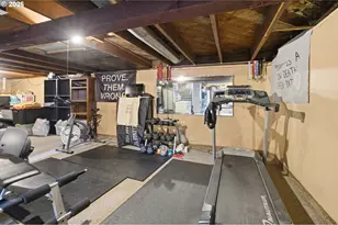 8235 72nd Ave NE, Salem, OR 97305 - Photo 25