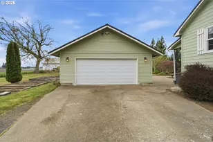 8235 72nd Ave NE, Salem, OR 97305 - Photo 35