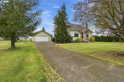 8235 72nd Ave NE, Salem, OR 97305 - Photo 3