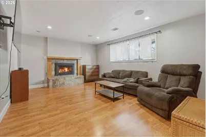 3895 SE Pelton Ave, Troutdale, OR 97060 - Photo 29