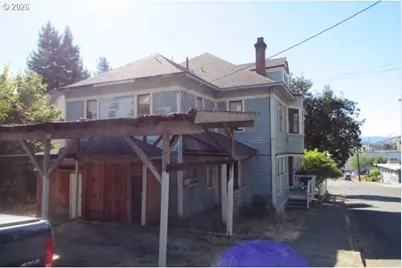 803 SE Kane St, Roseburg, OR 97470 - Photo 3