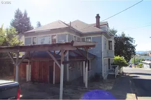 803 SE Kane St, Roseburg, OR 97470 - Photo 3