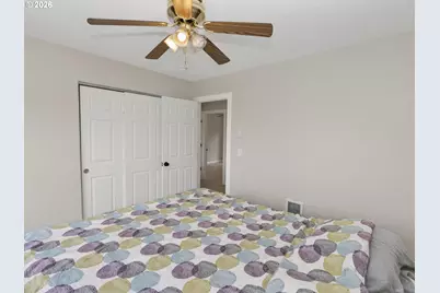 8329 N Johnswood Dr, Portland, OR 97203 - Photo 25