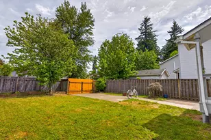 8329 N Johnswood Dr, Portland, OR 97203 - Photo 35