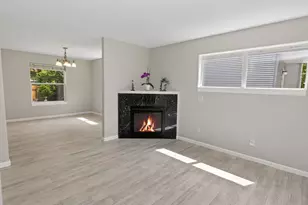 8329 N Johnswood Dr, Portland, OR 97203 - Photo 9