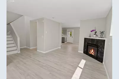 8329 N Johnswood Dr, Portland, OR 97203 - Photo 9