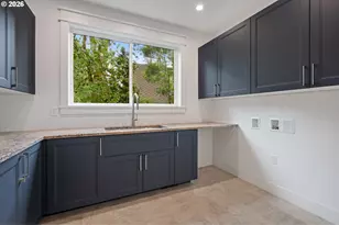 3850 Lake Grove Ave, Lake Oswego, OR 97035 - Photo 23