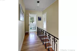 2937 SE Hawthorne Blvd, Portland, OR 97214 - Photo 17