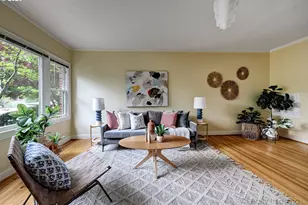 2937 SE Hawthorne Blvd, Portland, OR 97214 - Photo 5