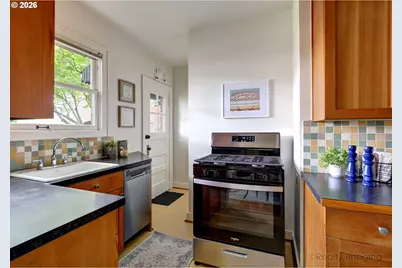 2937 SE Hawthorne Blvd, Portland, OR 97214 - Photo 15