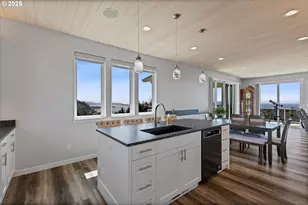 4231 SE Lee Ave, Lincoln City, OR 97367 - Photo 7