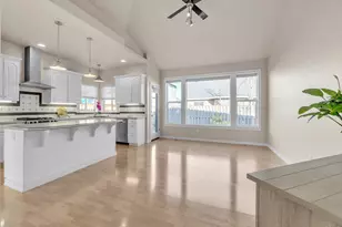 1997 NW Penny Ln, McMinnville, OR 97128 - Photo 11