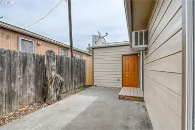 377 E Current St, Athena, OR 97813 - Photo 23