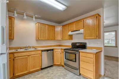 377 E Current St, Athena, OR 97813 - Photo 11