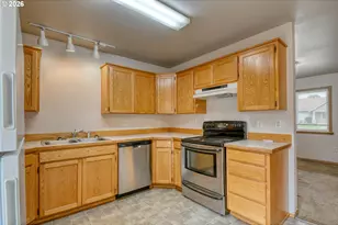 377 E Current St, Athena, OR 97813 - Photo 11