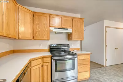 377 E Current St, Athena, OR 97813 - Photo 7