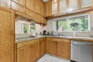 25741 E Highview Ct, Welches, OR 97067 - Photo 11