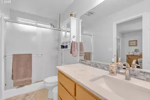 2200 SE Chinaberry Ave, Roseburg, OR 97470 - Photo 23