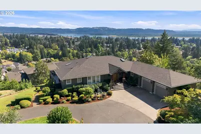 1929 N 10th St, Washougal, WA 98671 - Photo 1