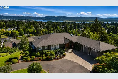 1929 N 10th St, Washougal, WA 98671 - Photo 1