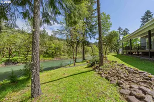 495 Indian Point Ln, Glide, OR 97443 - Photo 9