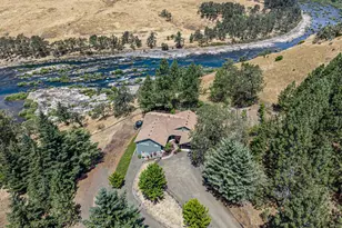 9860 S Bank Dr, Roseburg, OR 97470 - Photo 41