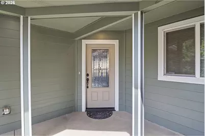 9860 S Bank Dr, Roseburg, OR 97470 - Photo 3