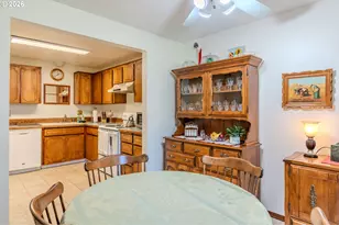 2905 NE 13th St, Gresham, OR 97030 - Photo 13