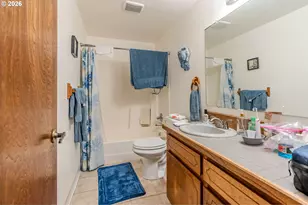 2905 NE 13th St, Gresham, OR 97030 - Photo 25